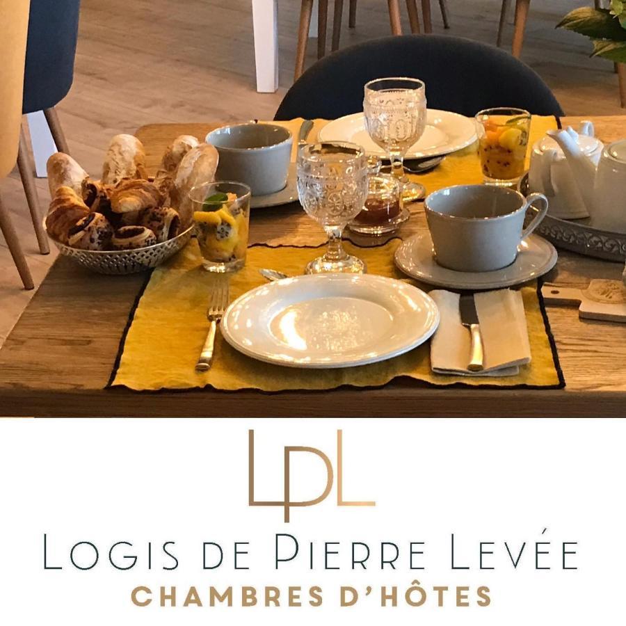 לינה וארוחת בוקר Bessines Logis De Pierre Levee מראה חיצוני תמונה